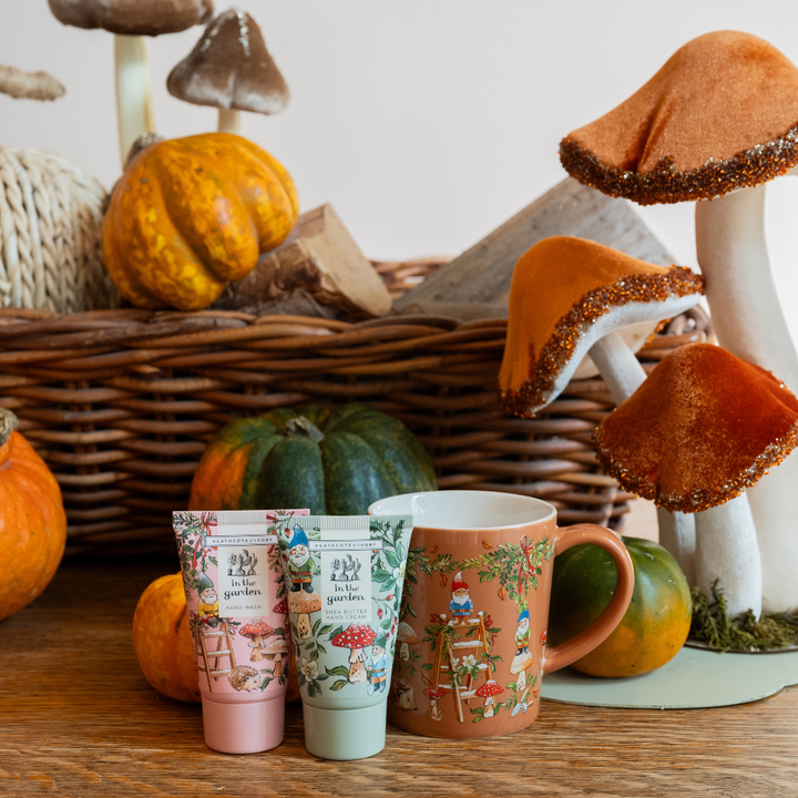 In The Garden Tea Break Essentials Set