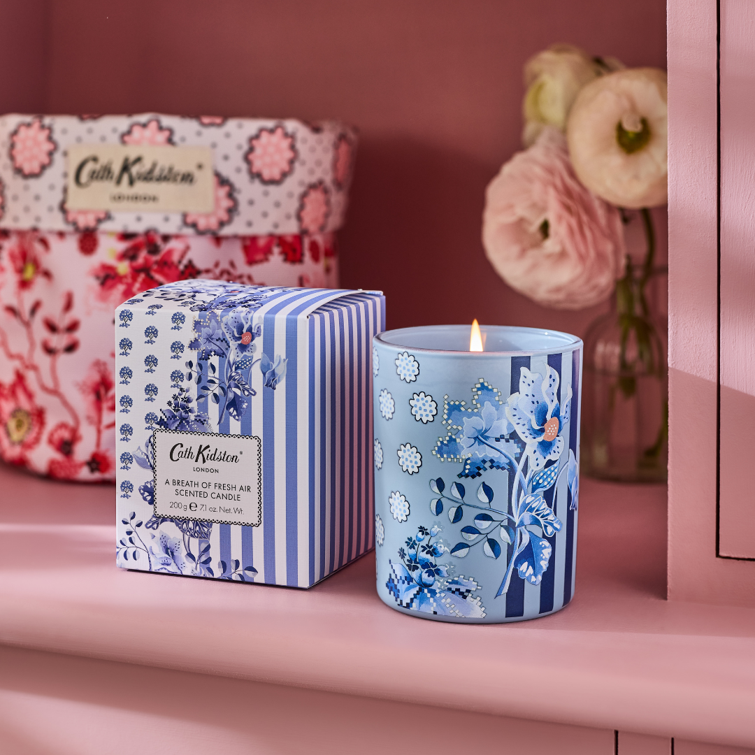 Cath Kidston A Breath of Fresh Air Scented Candle