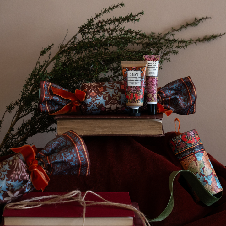 Oak &amp; Willow Use &amp; Reuse Fabric Cracker