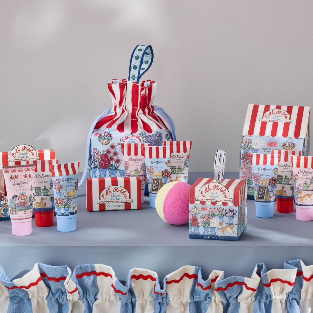 The Flower Market Pouch