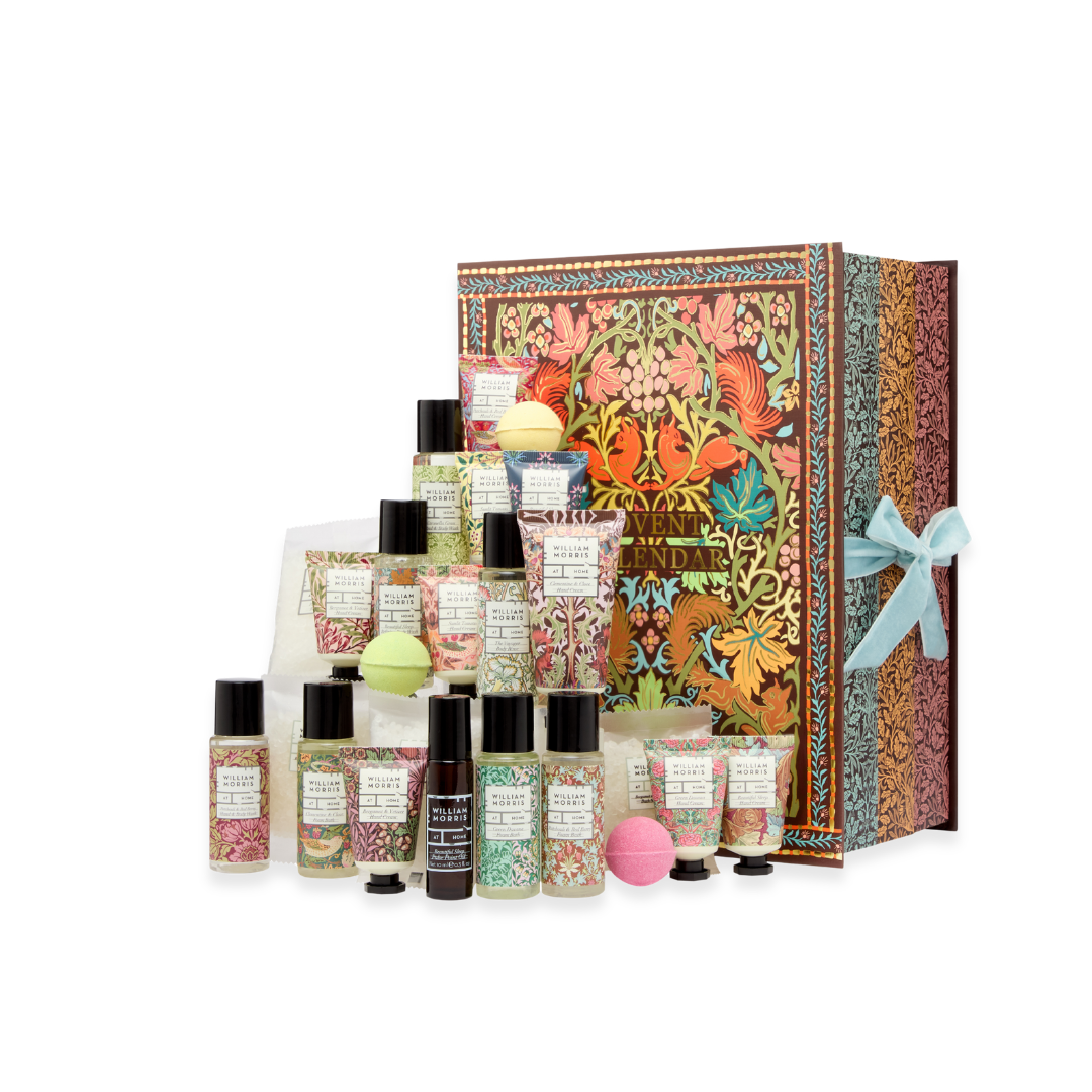 Oak &amp; Willow 24-Day Beauty Advent Calendar