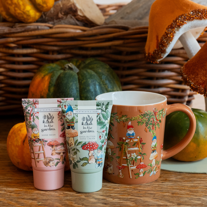 In The Garden Tea Break Essentials Set