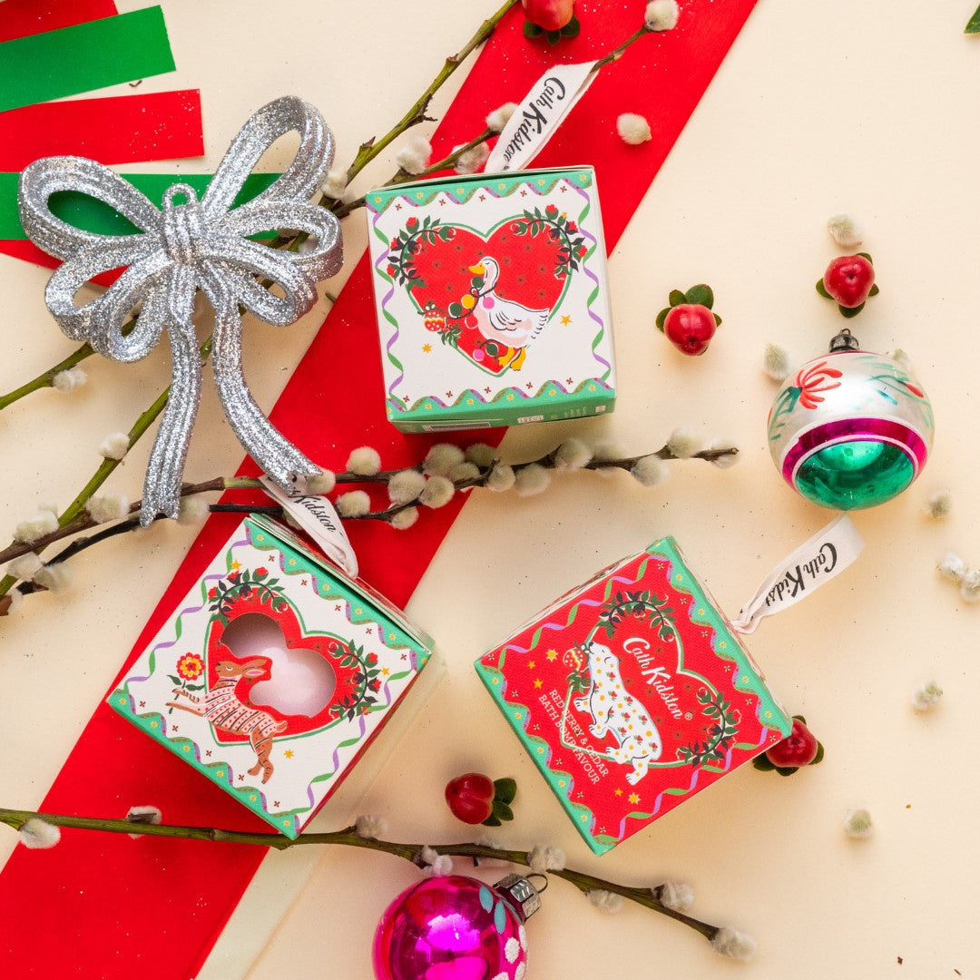 Christmas Legends Bath Bomb Favour