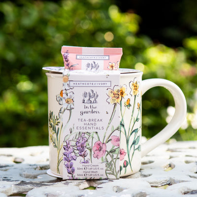 In The Garden Tea Break Hand Essentials