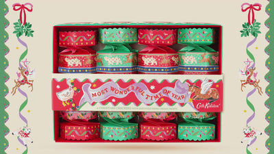Christmas Legends Set of 4 Christmas Crackers