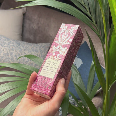 Friendly Welcome Patchouli & Red Berry Room Mist
